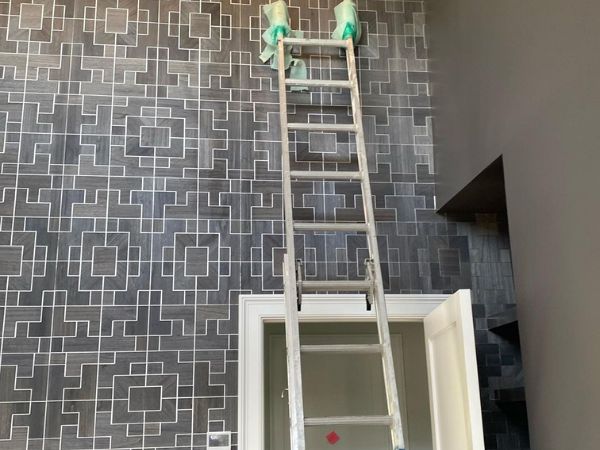 professional wallpapering services
